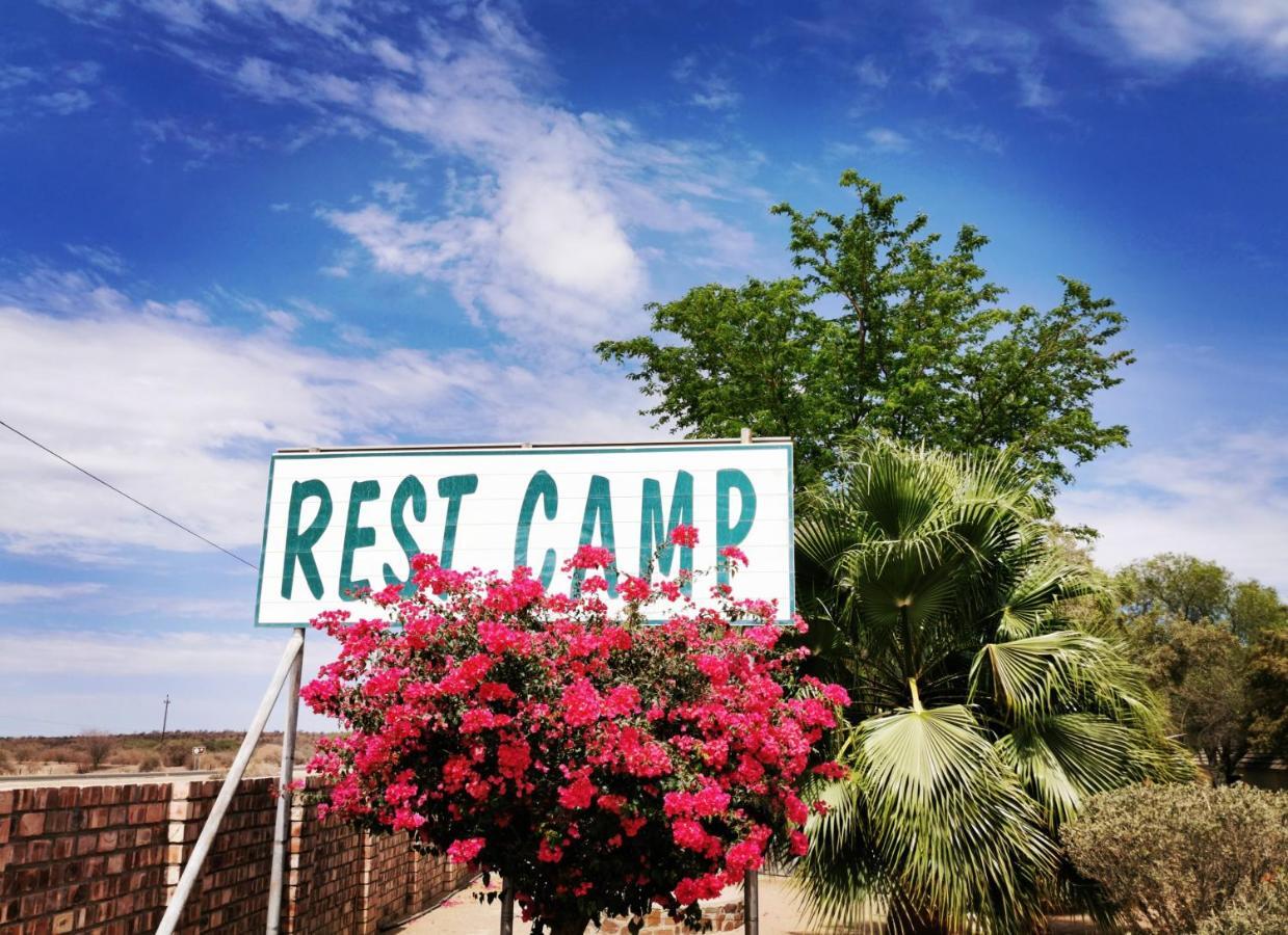 East Gate Rest Camp Apartman Buitepos Kültér fotó