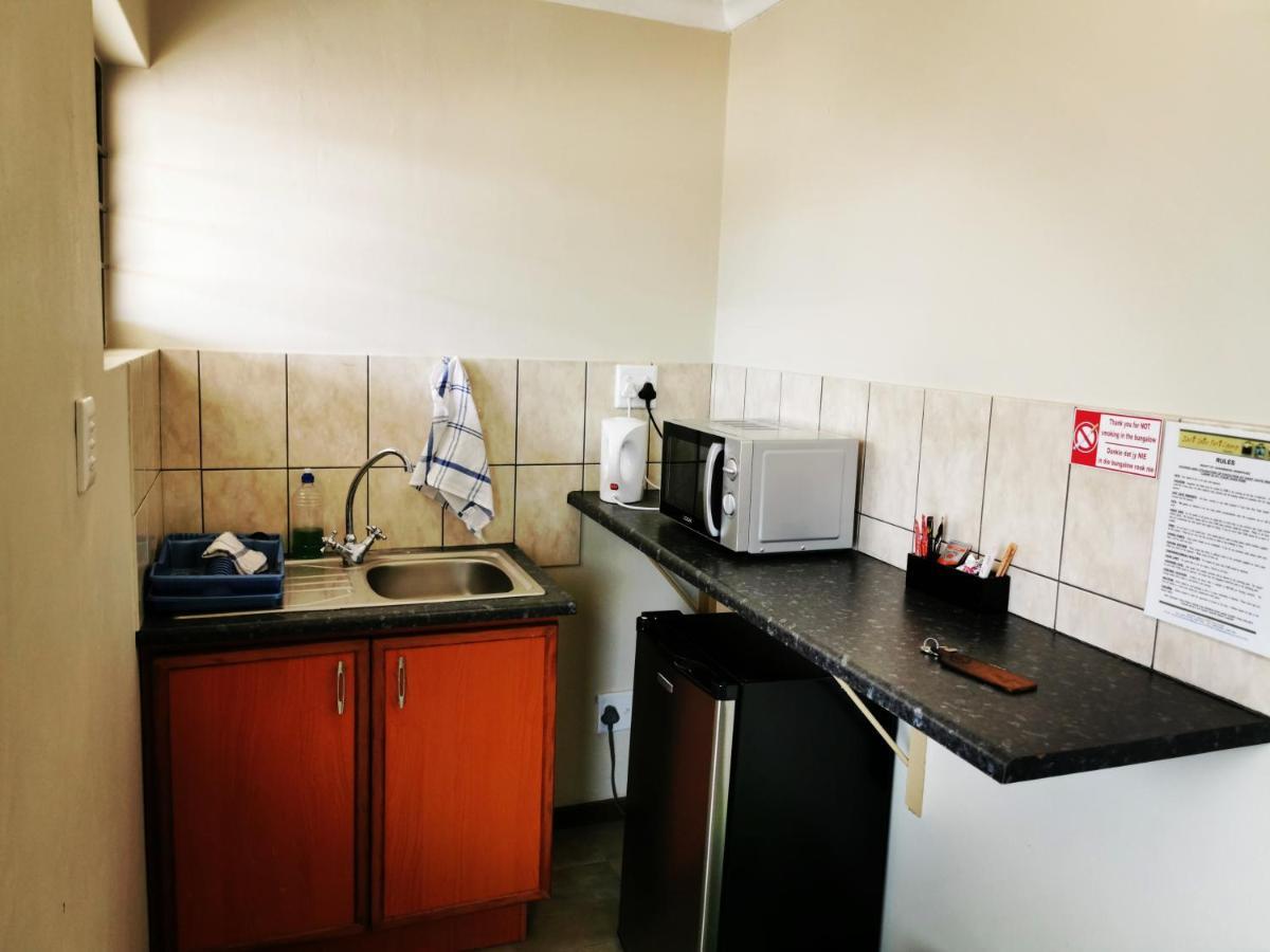 East Gate Rest Camp Apartman Buitepos Kültér fotó